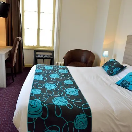 Logis De L'abbaye Hotel 2*