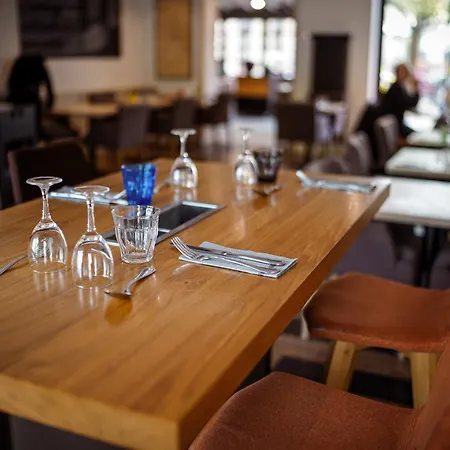 Logis De L'abbaye 2* Celles-sur-Belle