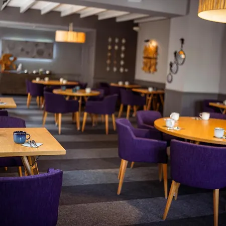 Logis De L'abbaye 2*