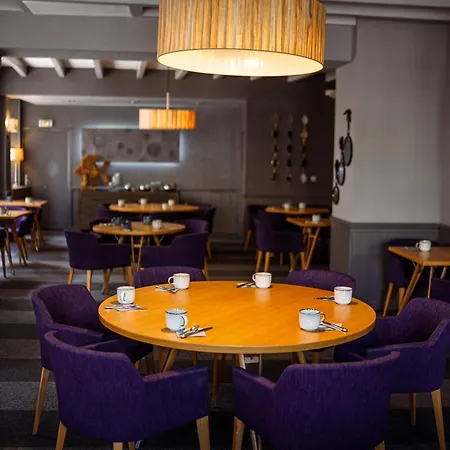 Logis De L'abbaye 2* Celles-sur-Belle