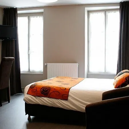 Logis De L'abbaye Hotel