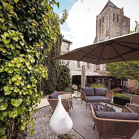 Hotel Logis De L'abbaye 2*