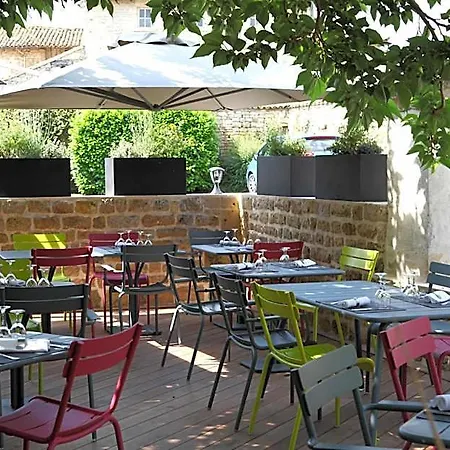 Logis De L'abbaye 2*