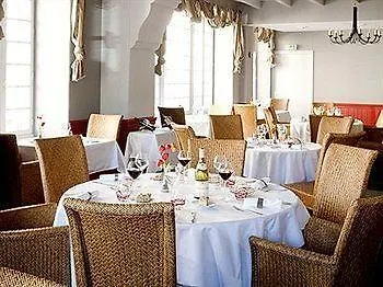 Hotel Logis De L'abbaye 2*