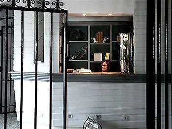 Hotel Logis De L'abbaye 2*