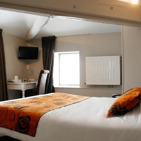 Logis De L'abbaye 호텔 2*