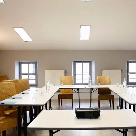 Logis De L'abbaye Celles-sur-Belle